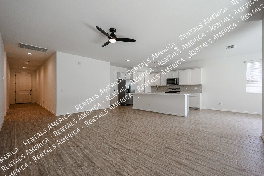 Upgraded 3 Bedroom Home in Eastmark!!! property image