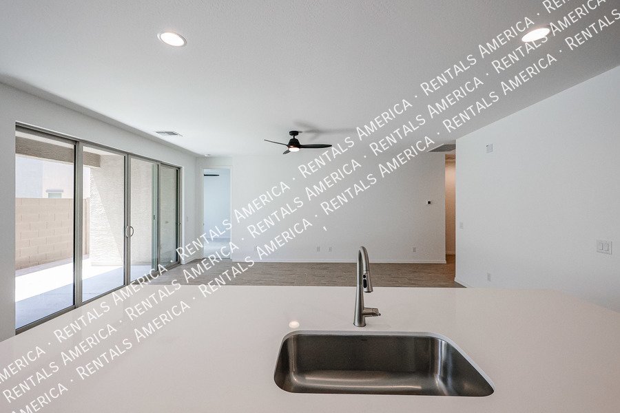 Upgraded 3 Bedroom Home in Eastmark!!! property image