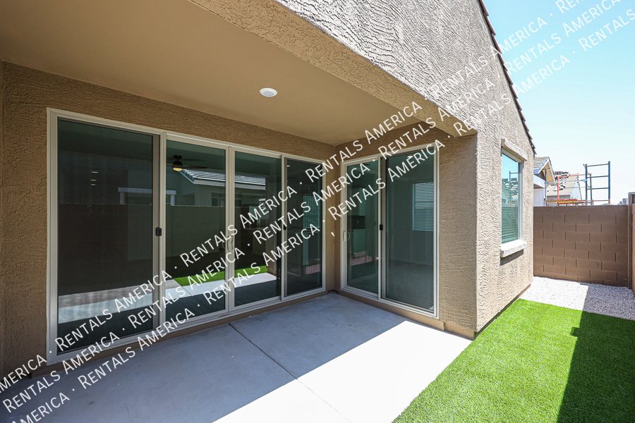 Upgraded 3 Bedroom Home in Eastmark!!! property image