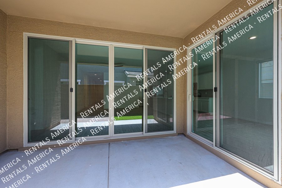 Upgraded 3 Bedroom Home in Eastmark!!! property image