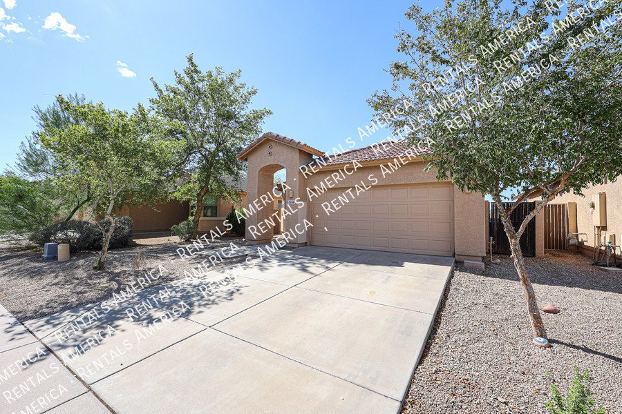 MI Special! Nice 3BD 2BA Home in Gated Community in Laveen! property image