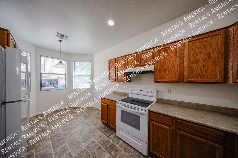 MI Special! Nice 3BD 2BA Home in Gated Community in Laveen! property image