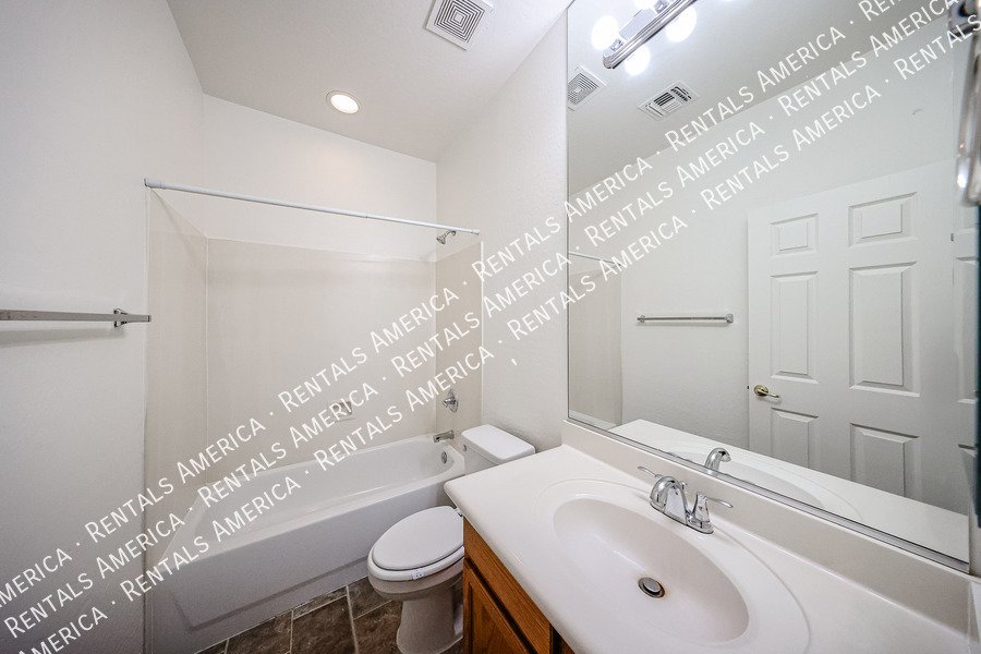 MI Special! Nice 3BD 2BA Home in Gated Community in Laveen! property image