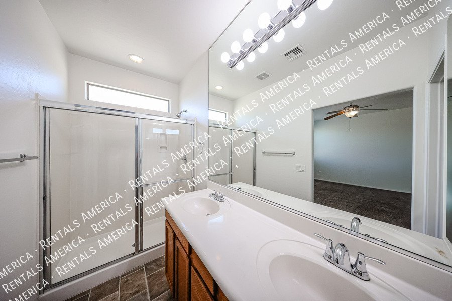 MI Special! Nice 3BD 2BA Home in Gated Community in Laveen! property image