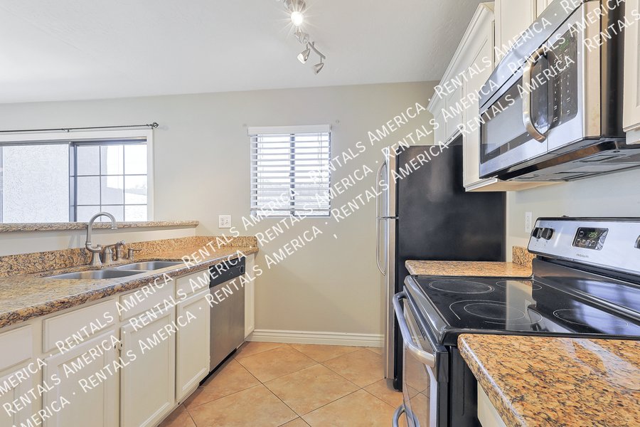 2-bedroom 2 bath Condo property image