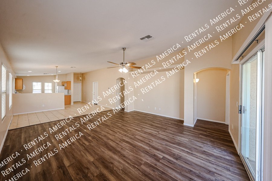 Very nice house in Centerra! property image