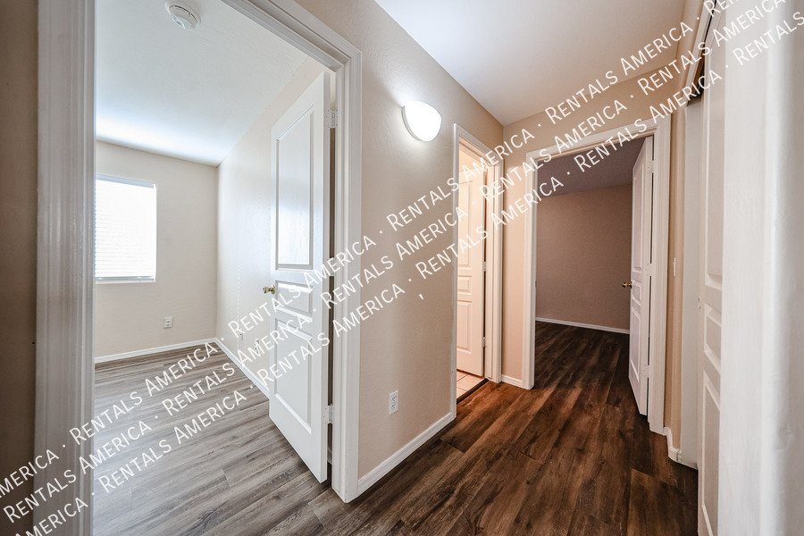 Very nice house in Centerra! property image