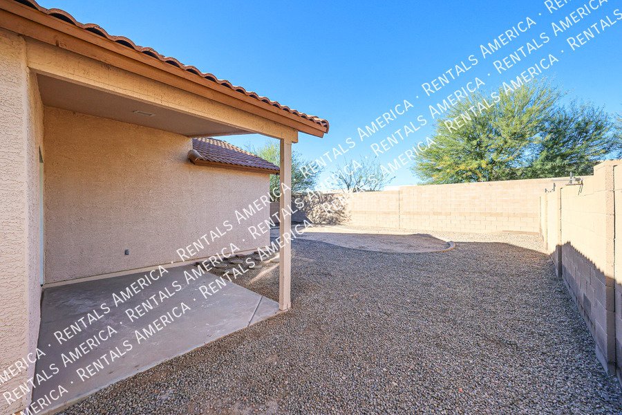 Very nice house in Centerra! property image