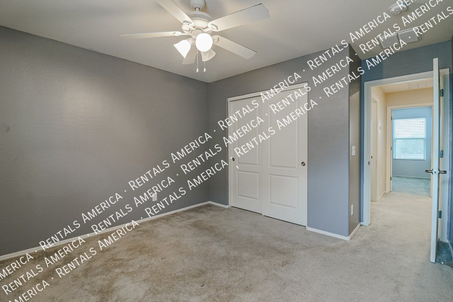 Beautiful Spacious 5BD House in Peoria! property image