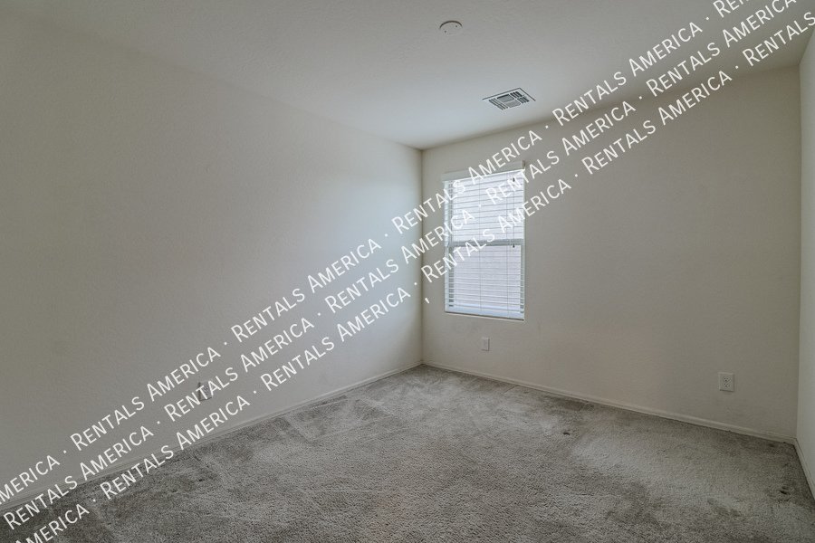 Beautiful Spacious 5BD House in Peoria! property image