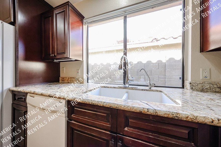 GORGEOUS 3BR IN DESERT SHIRES property image