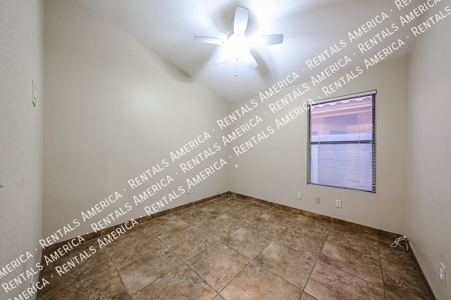 GORGEOUS 3BR IN DESERT SHIRES property image