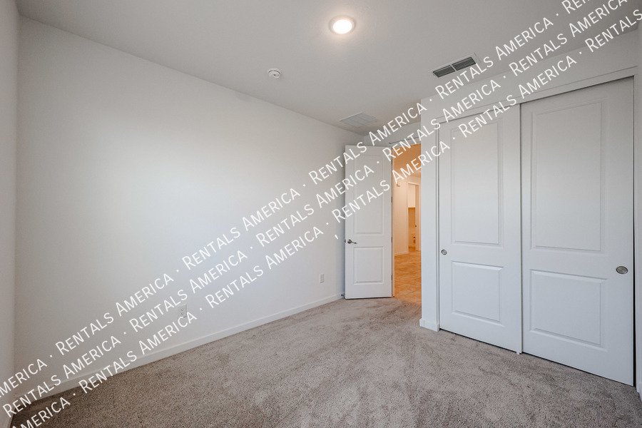 4 Bedroom 2 bath in Maricopa property image