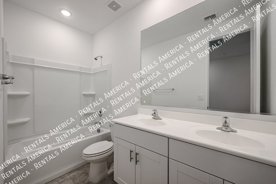 4 Bedroom 2 bath in Maricopa property image