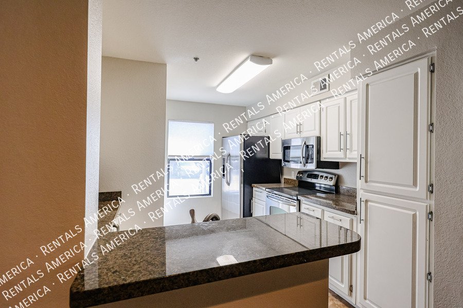 2025 E Campbell Ave property image