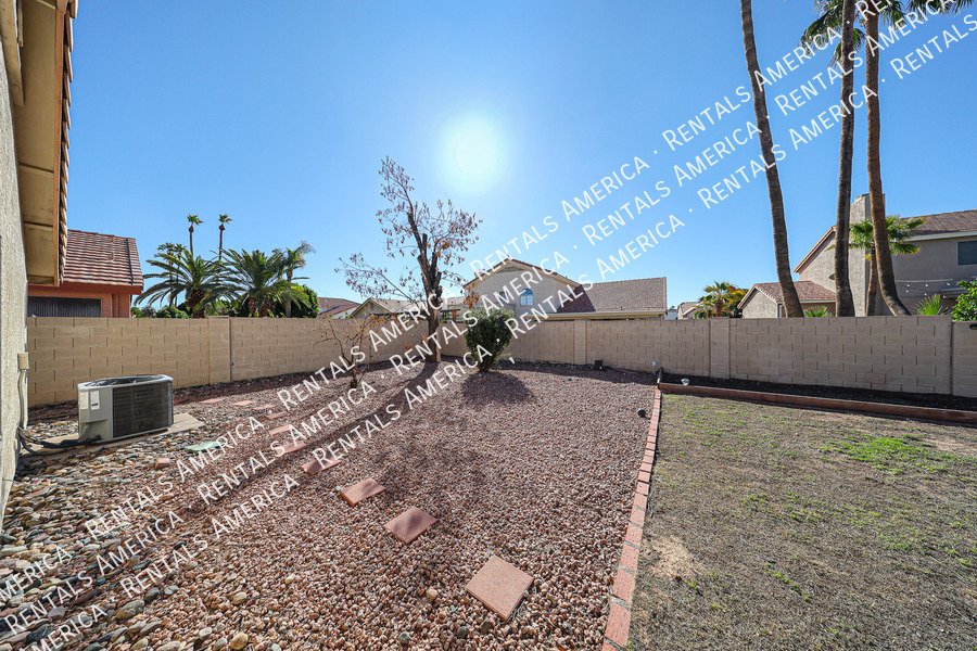 Move In Special . Amazing 4 BR/2BA Arrowhead Ranch Home! property image