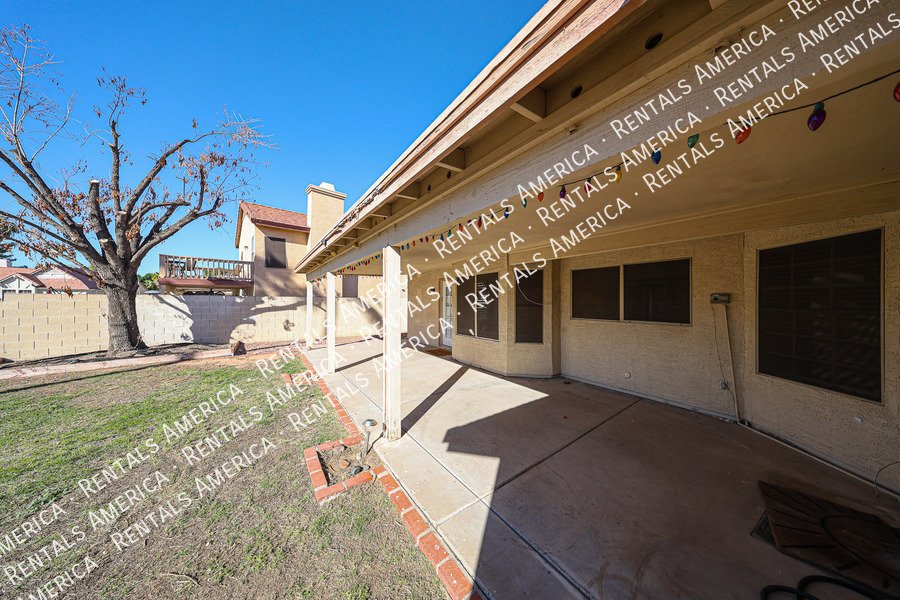 Move In Special . Amazing 4 BR/2BA Arrowhead Ranch Home! property image