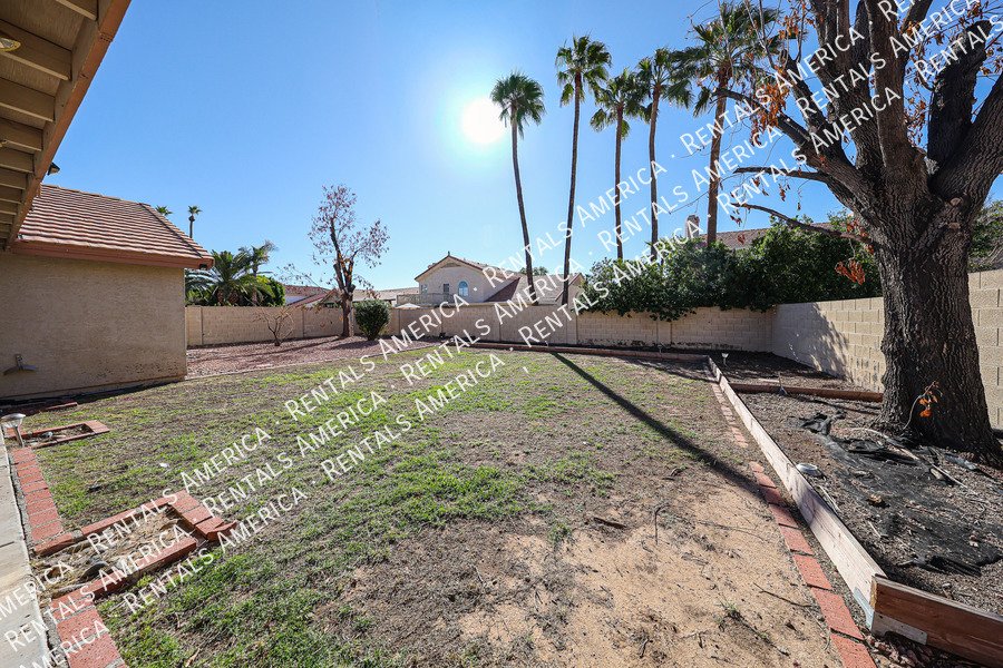 Move In Special . Amazing 4 BR/2BA Arrowhead Ranch Home! property image