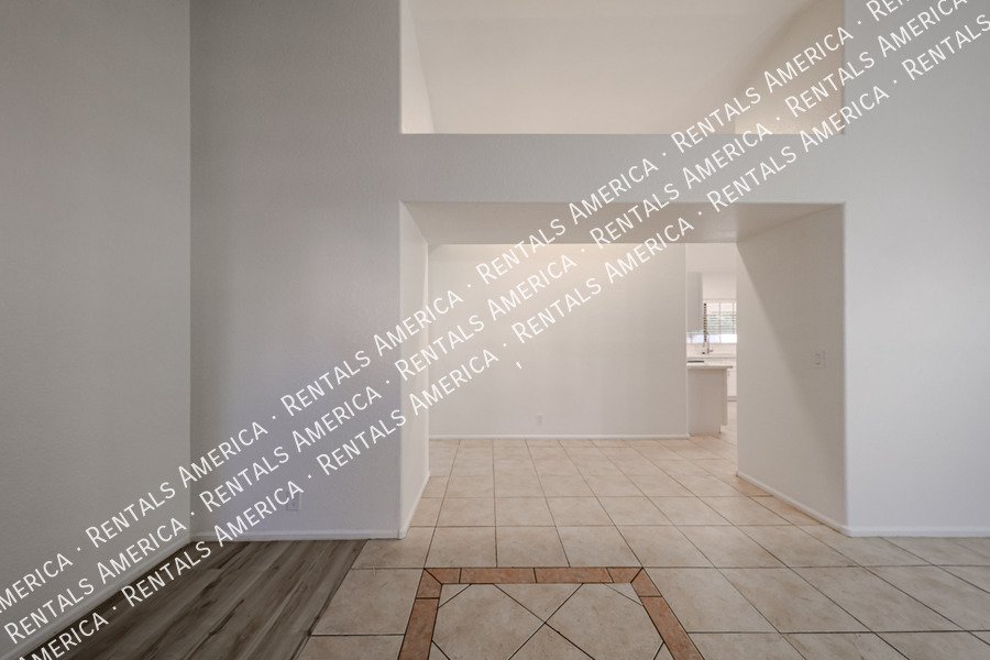 Move In Special . Amazing 4 BR/2BA Arrowhead Ranch Home! property image