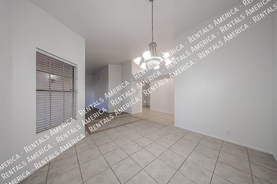 Move In Special . Amazing 4 BR/2BA Arrowhead Ranch Home! property image