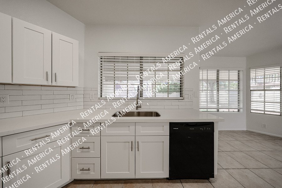 Move In Special . Amazing 4 BR/2BA Arrowhead Ranch Home! property image