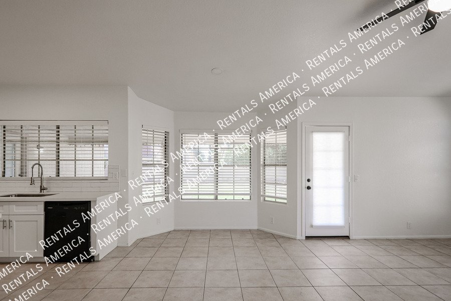 Move In Special . Amazing 4 BR/2BA Arrowhead Ranch Home! property image