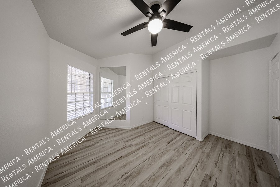 Move In Special . Amazing 4 BR/2BA Arrowhead Ranch Home! property image