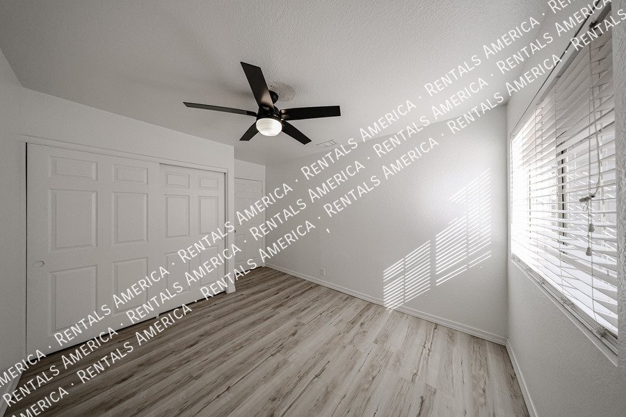 Move In Special . Amazing 4 BR/2BA Arrowhead Ranch Home! property image