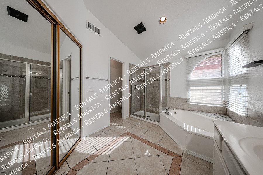 Move In Special . Amazing 4 BR/2BA Arrowhead Ranch Home! property image