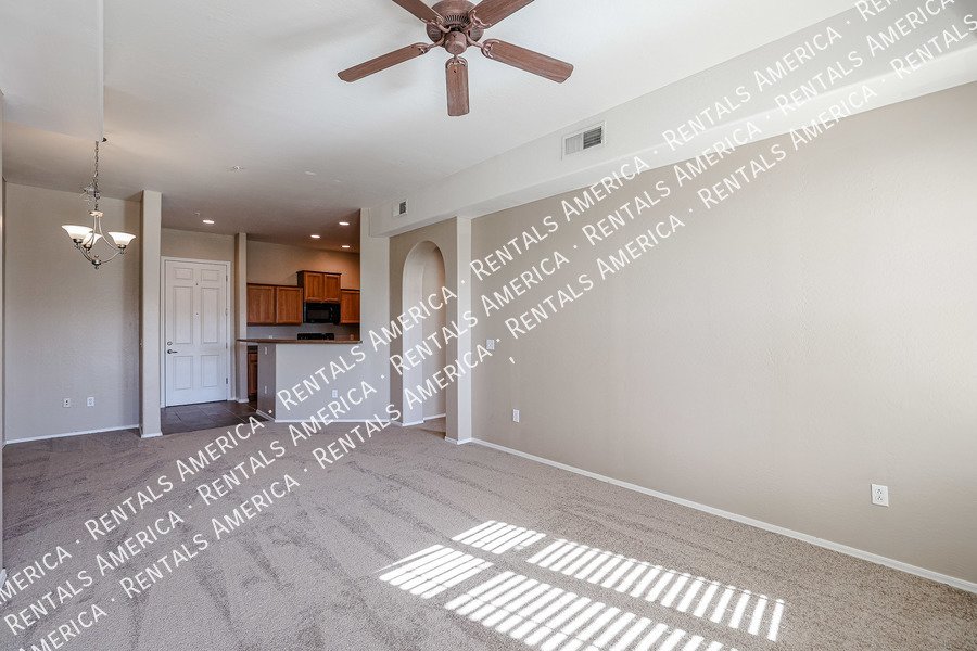 Upscale 2 Bedroom Condo Gated Community property image