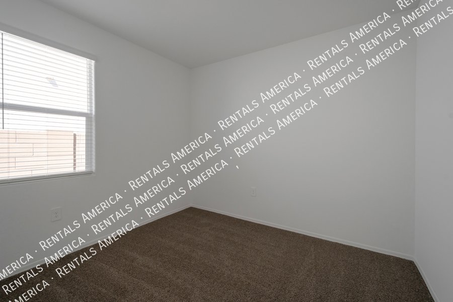 ***Move in special-1st month free at move in*** property image