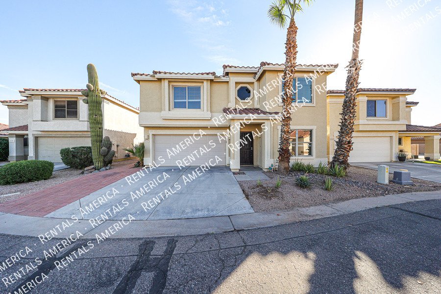 Spacious 4BD 2.5BA with Loft! Located in Cooper Commons! property image