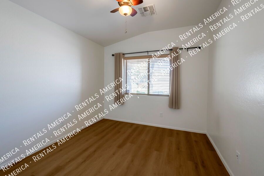 3BD 2BA home located in the Villages of Copper Basin property image