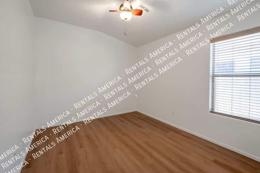 3BD 2BA home located in the Villages of Copper Basin property image