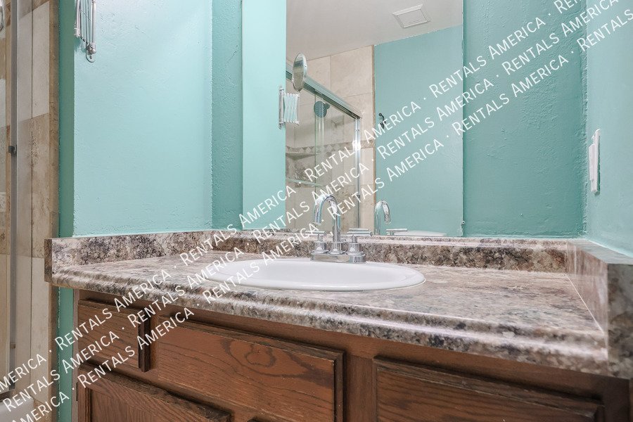 14203 N 19th Ave property image