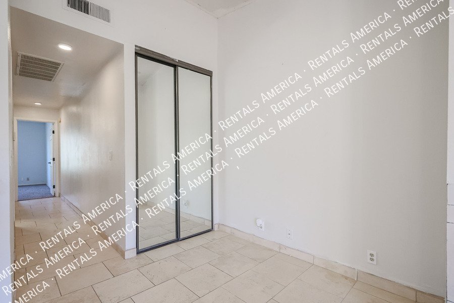 14203 N 19th Ave property image