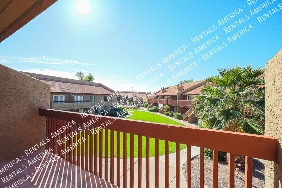 14203 N 19th Ave property image