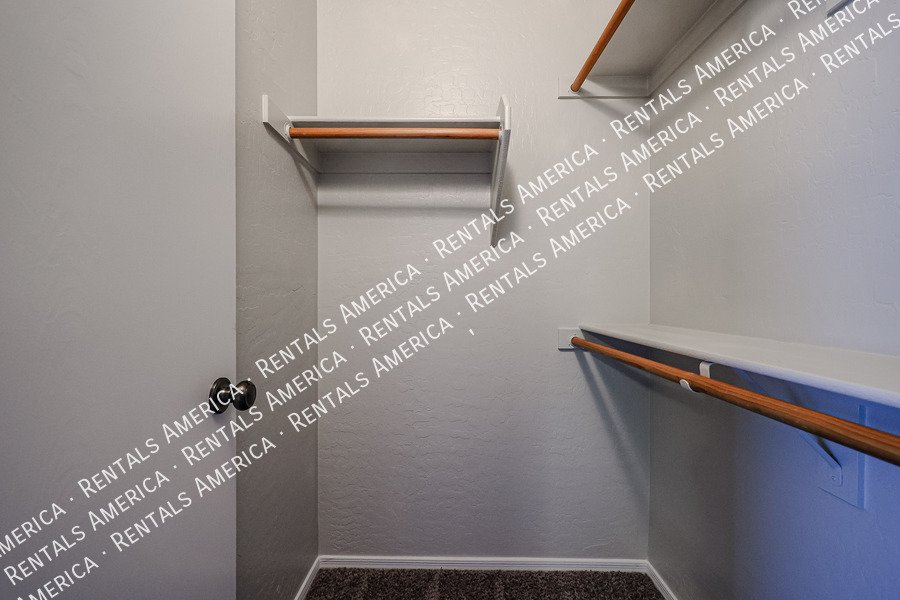 Adorable 3 bedroom home in East Mesa! property image