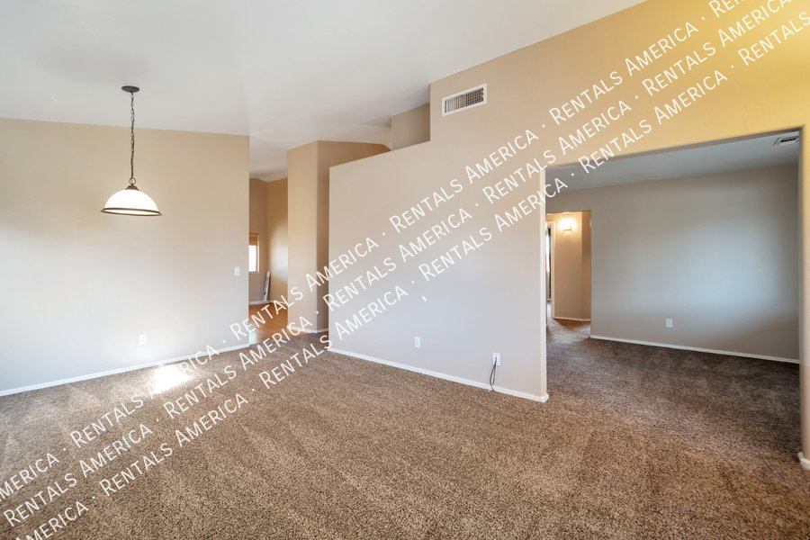 Nice 3 Bd + Den 1-Level House in Johnson Ranch!!! property image