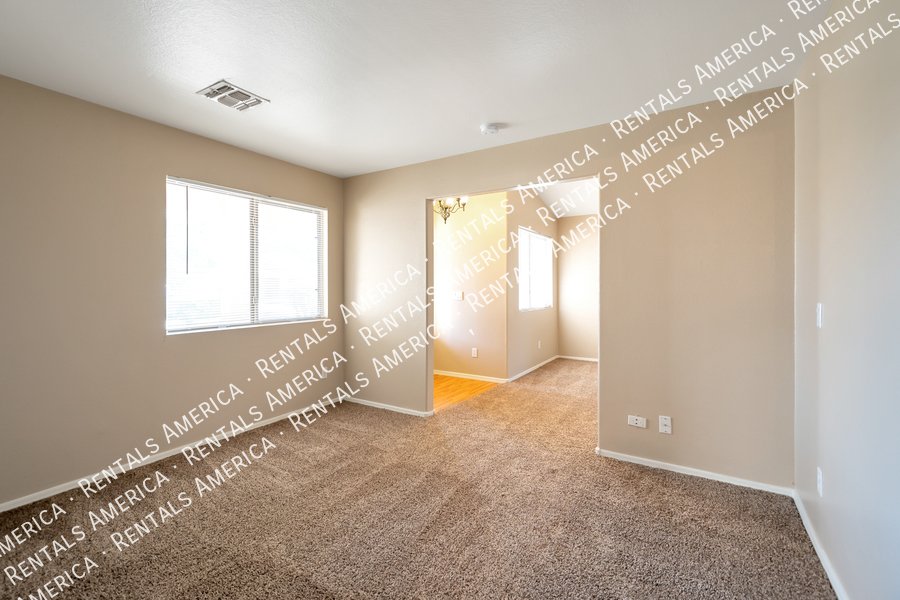 Nice 3 Bd + Den 1-Level House in Johnson Ranch!!! property image