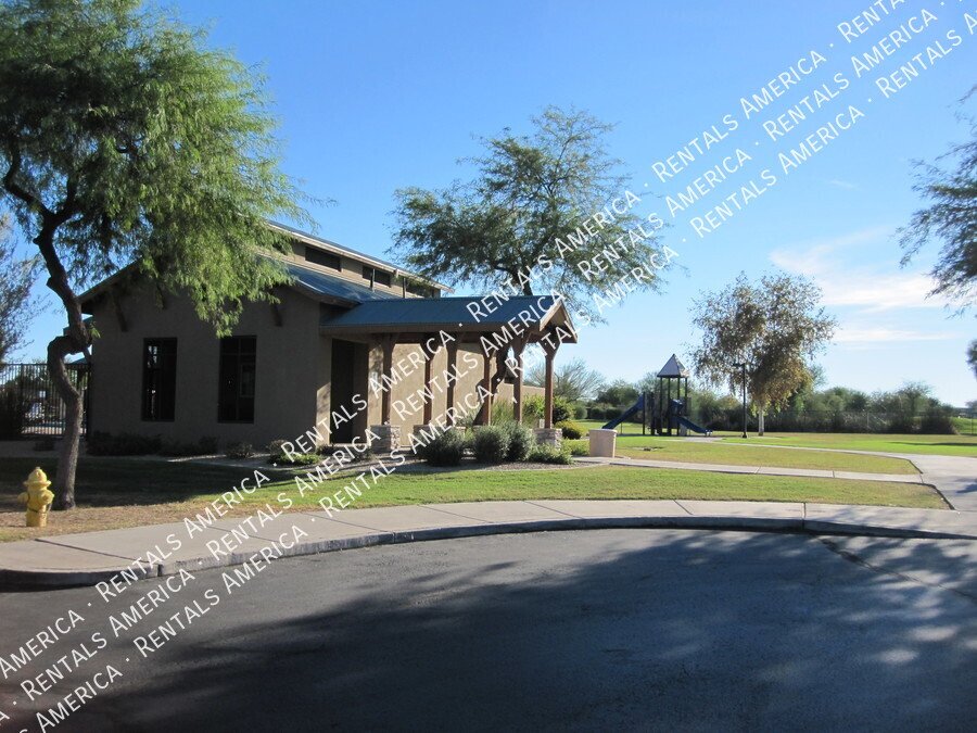 Nice 3 Bd + Den 1-Level House in Johnson Ranch!!! property image