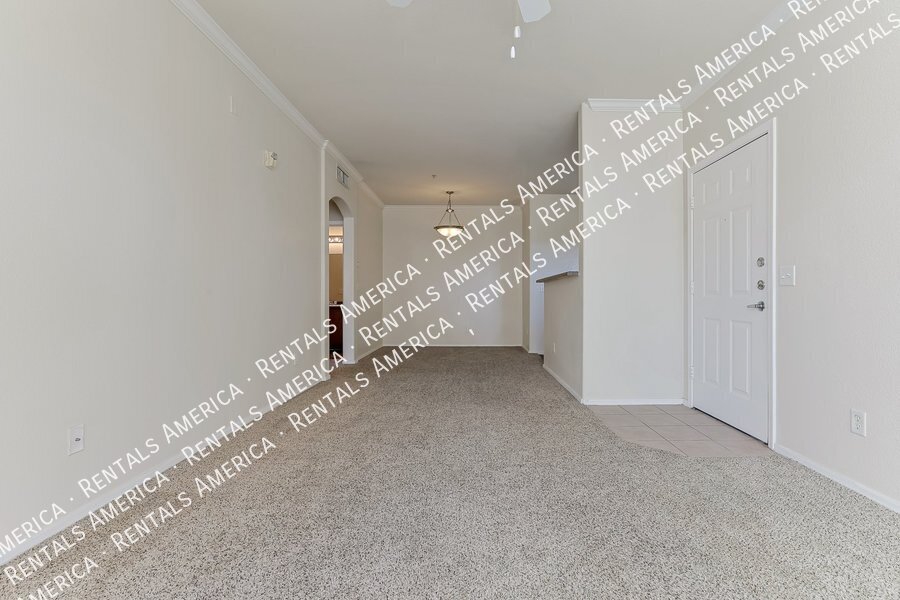 Cute one bedroom with patio property image