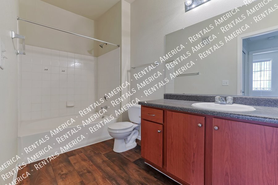 Cute one bedroom with patio property image