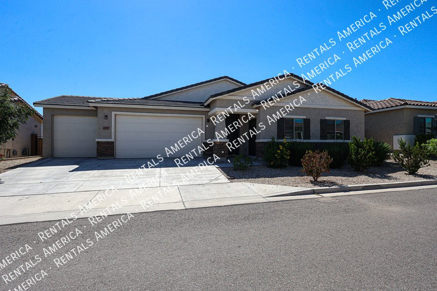 4 bed /3.5 bath Gated Community-$300 of Move-in By Nov 30th!!! property image