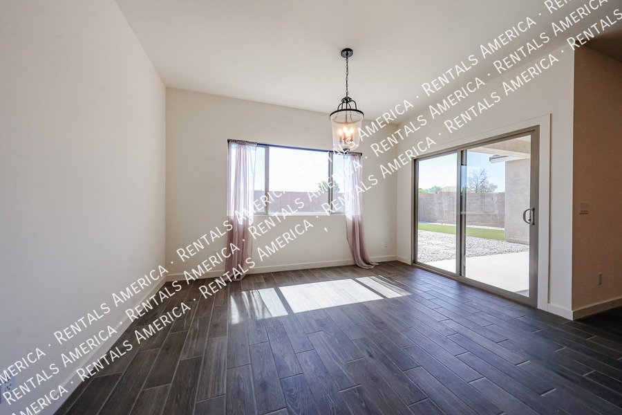 4 bed /3.5 bath Gated Community-$300 of Move-in By Nov 30th!!! property image