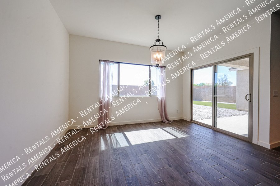 4 bed /3.5 bath Gated Community-$300 of Move-in By Nov 30th!!! property image