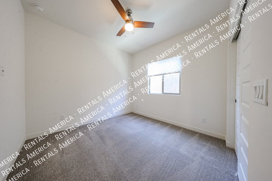 4 bed /3.5 bath Gated Community-$300 of Move-in By Nov 30th!!! property image