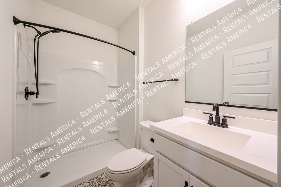 4 bed /3.5 bath Gated Community-$300 of Move-in By Nov 30th!!! property image