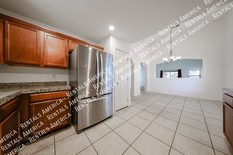 Move in Ready & Special Offer! property image