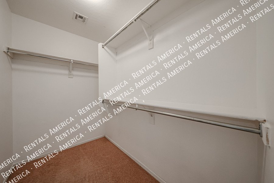 Move in Ready & Special Offer! property image